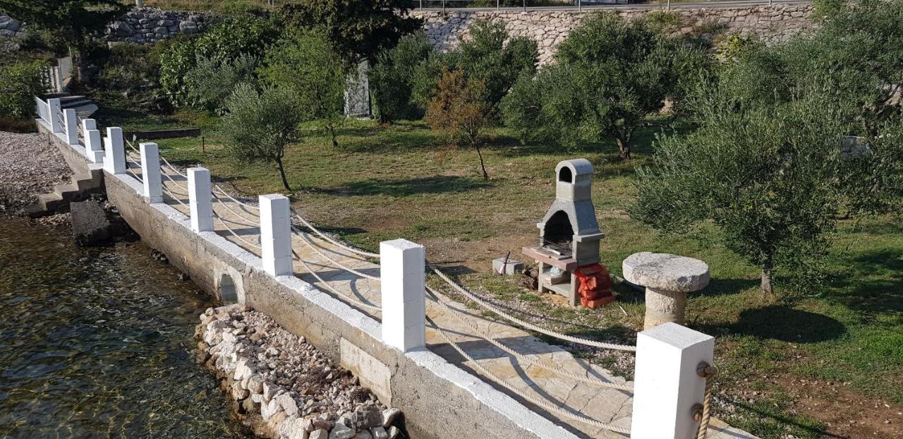 Kuca Za Odmor Jelena Villa Starigrad Paklenica Exterior photo