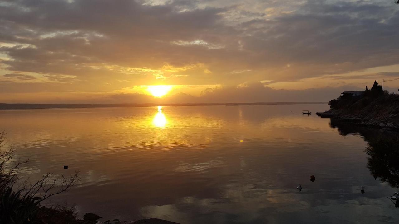 Kuca Za Odmor Jelena Villa Starigrad Paklenica Exterior photo