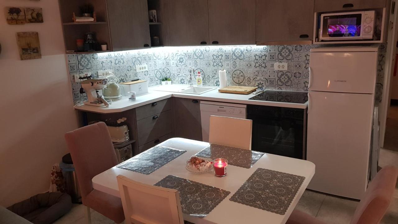 Kuca Za Odmor Jelena Villa Starigrad Paklenica Exterior photo
